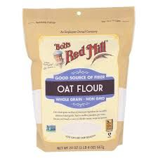 BOBS RM OATFLOUR W-GRAIN 567GM