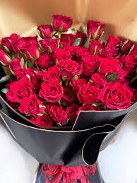 LUXURY ROSES