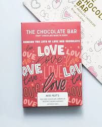 VALENTINE MIX NUTS 54% DARK CHOCOLATE BAR 200G